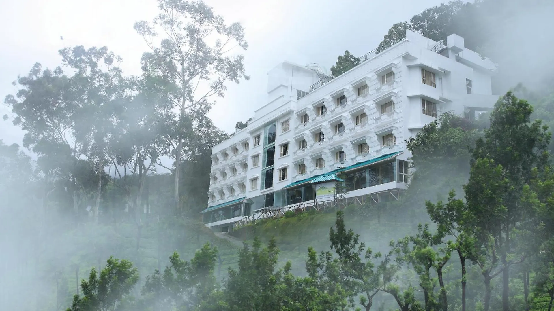 Misty Mountain Resort Munnar